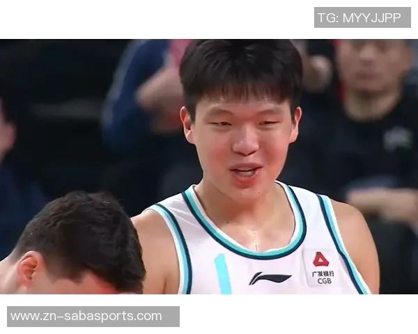 开拓者比赛回顾杨瀚森展现卓越纪律性与执行力的精彩表现